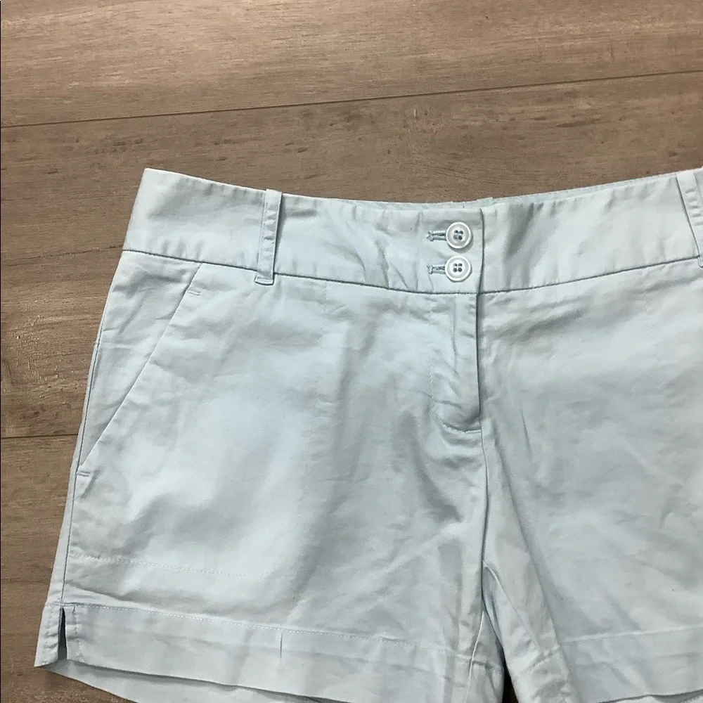 Women's The Limited 2 XS Shorts Chino Khakis Pastel Light Blue Stretch NWOT - Picture 5 of 6
